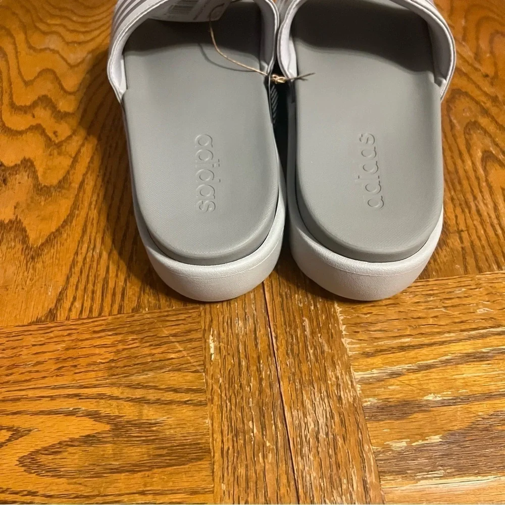 NEW Adidas Women's Adilette Platform Slide Sandals in Gray Silver Sz 11